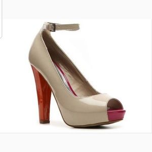 Guess Color Block Peep Toe